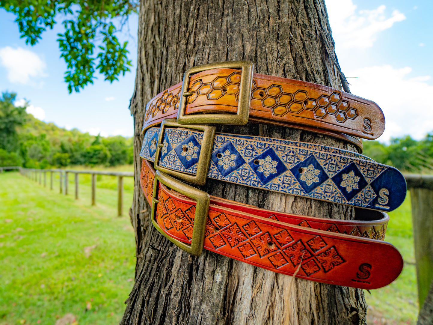Wild explorer's custom leather belt - Blue ice