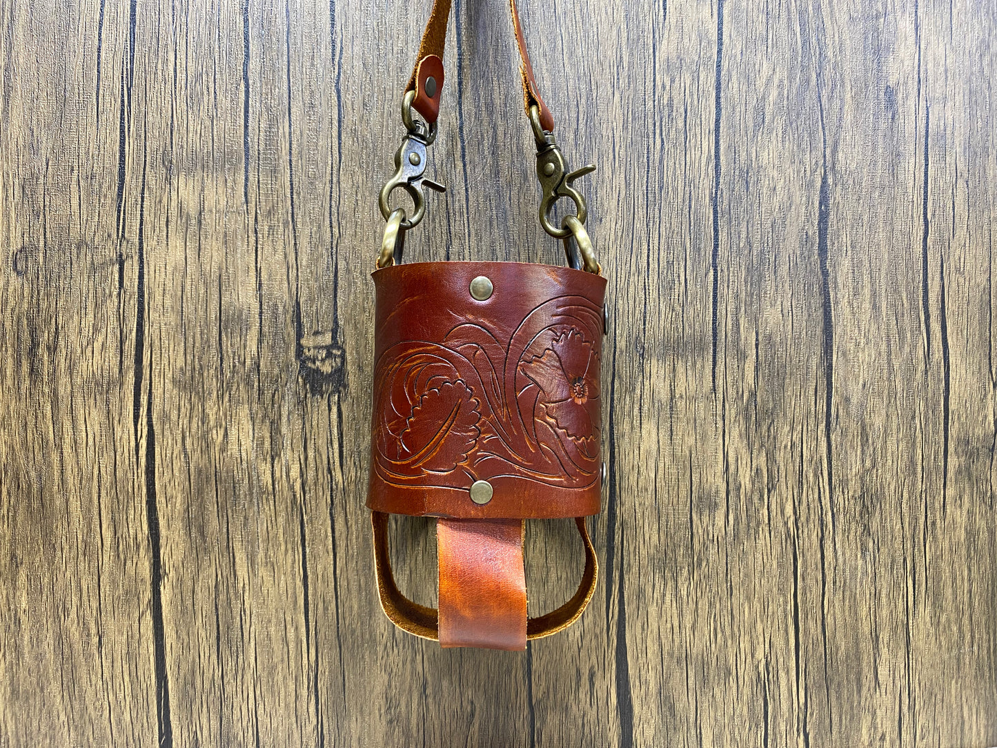 Leather water bottle / travel mug carrier sling