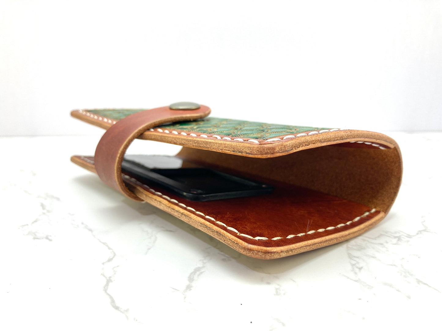 Full protection universal phone wallet - Dragon Scales