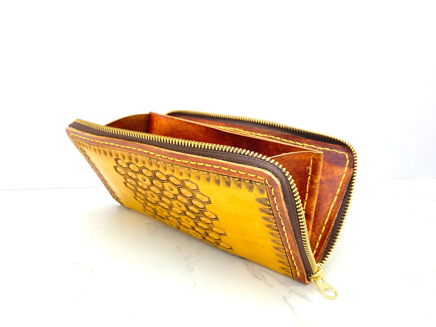 "Bee hive Summer" nature inspired round zip leather long wallet purse