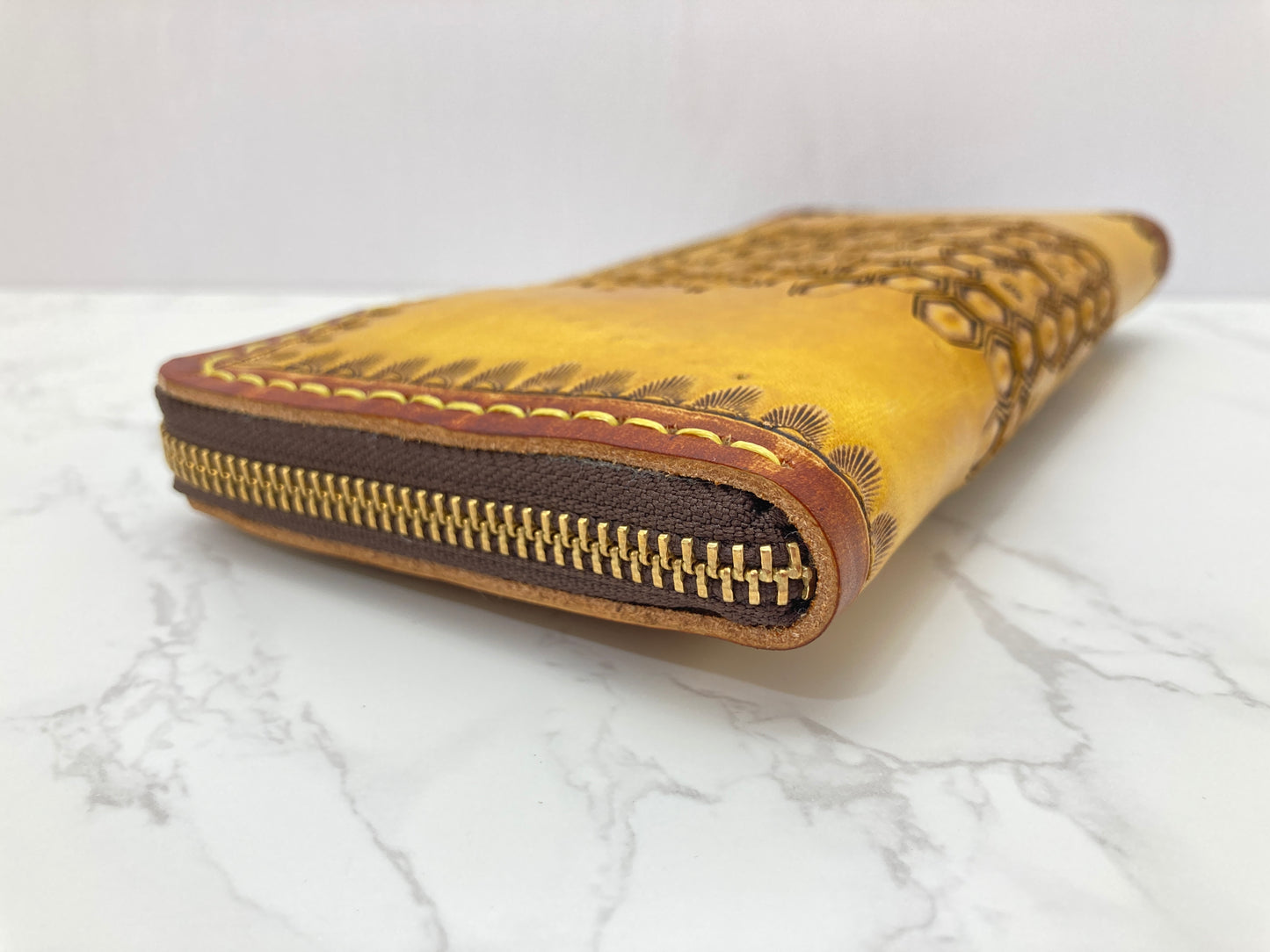 "Bee hive Summer" nature inspired round zip leather long wallet purse