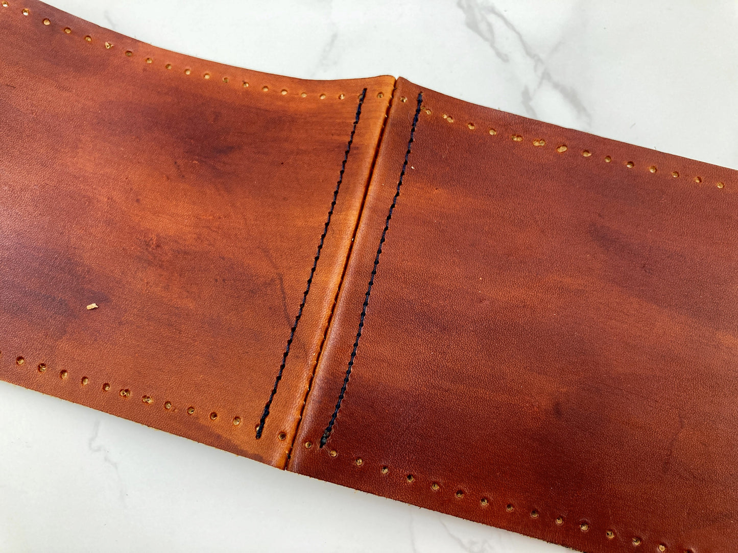Full grain leather steering wheel cover - Hand dyed