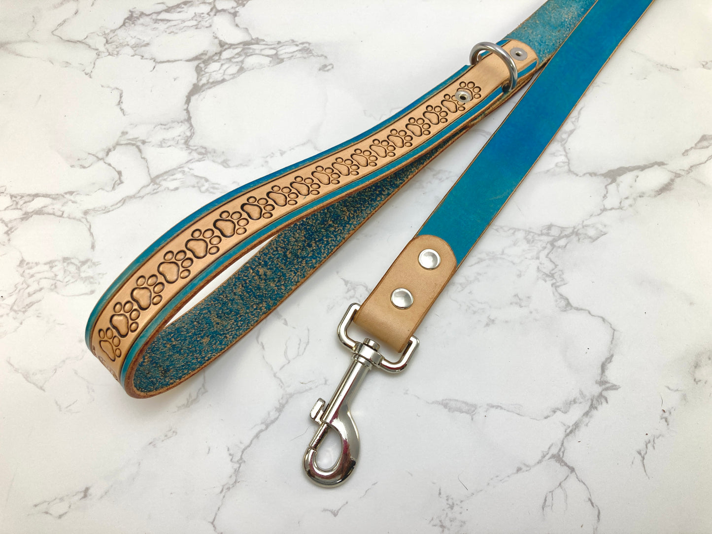 "Paw Print" Hand carved Dog collar leash