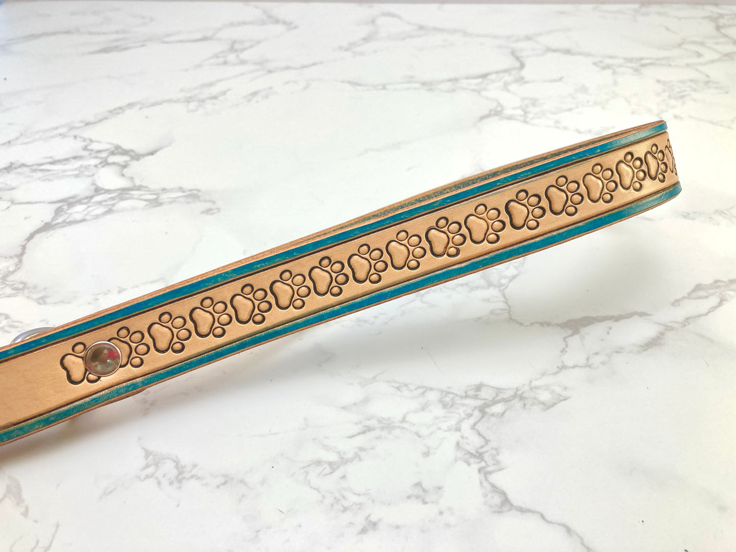 "Paw Print" Hand carved Dog collar leash