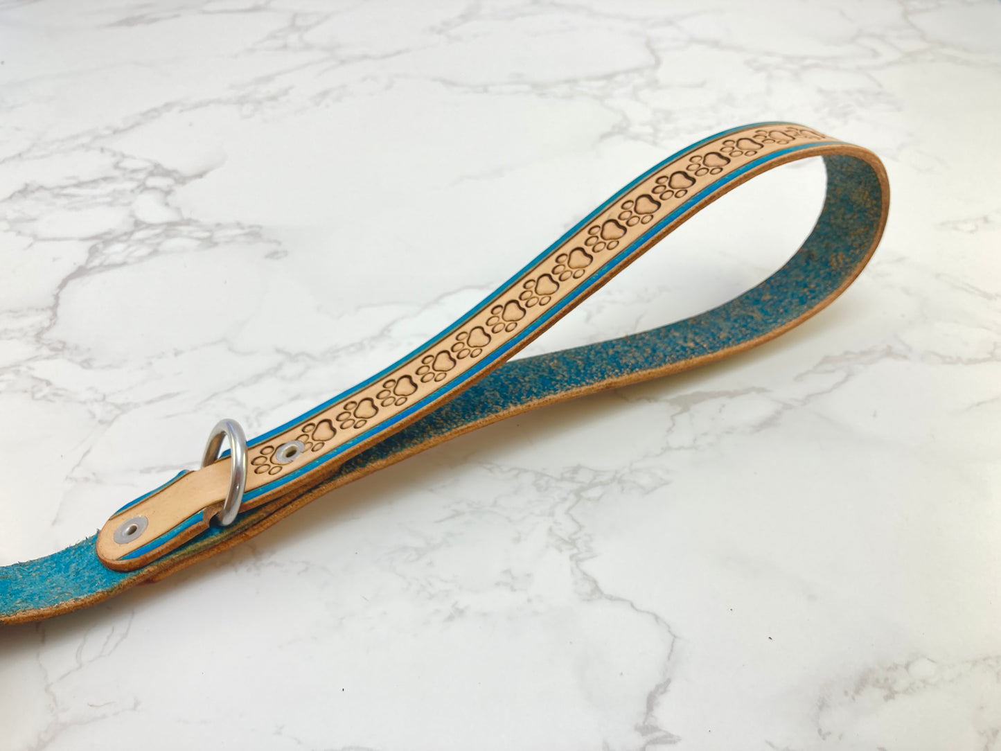 "Paw Print" Hand carved Dog collar leash