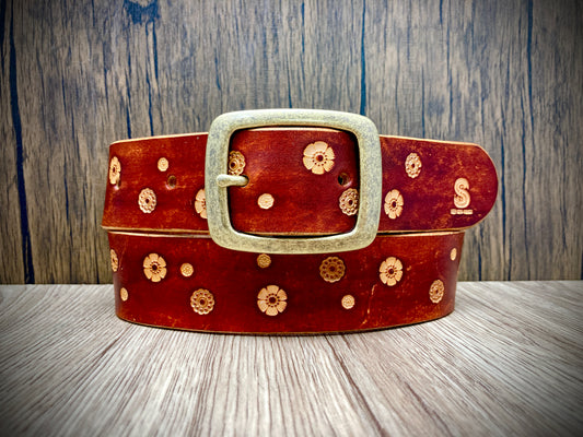 Wild explorer's custom leather belt - Flowers