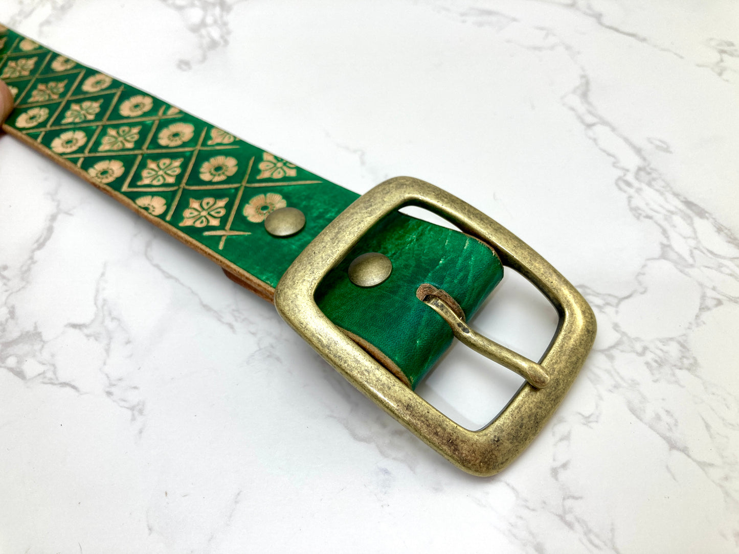 Nature inspired custom leather belt - Green nature