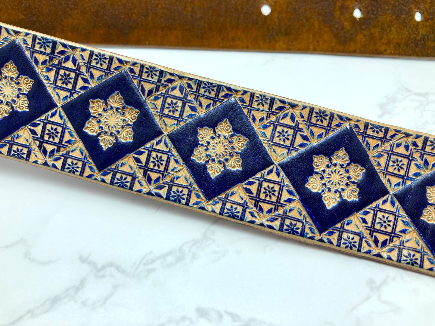 Wild explorer's custom leather belt - Blue ice