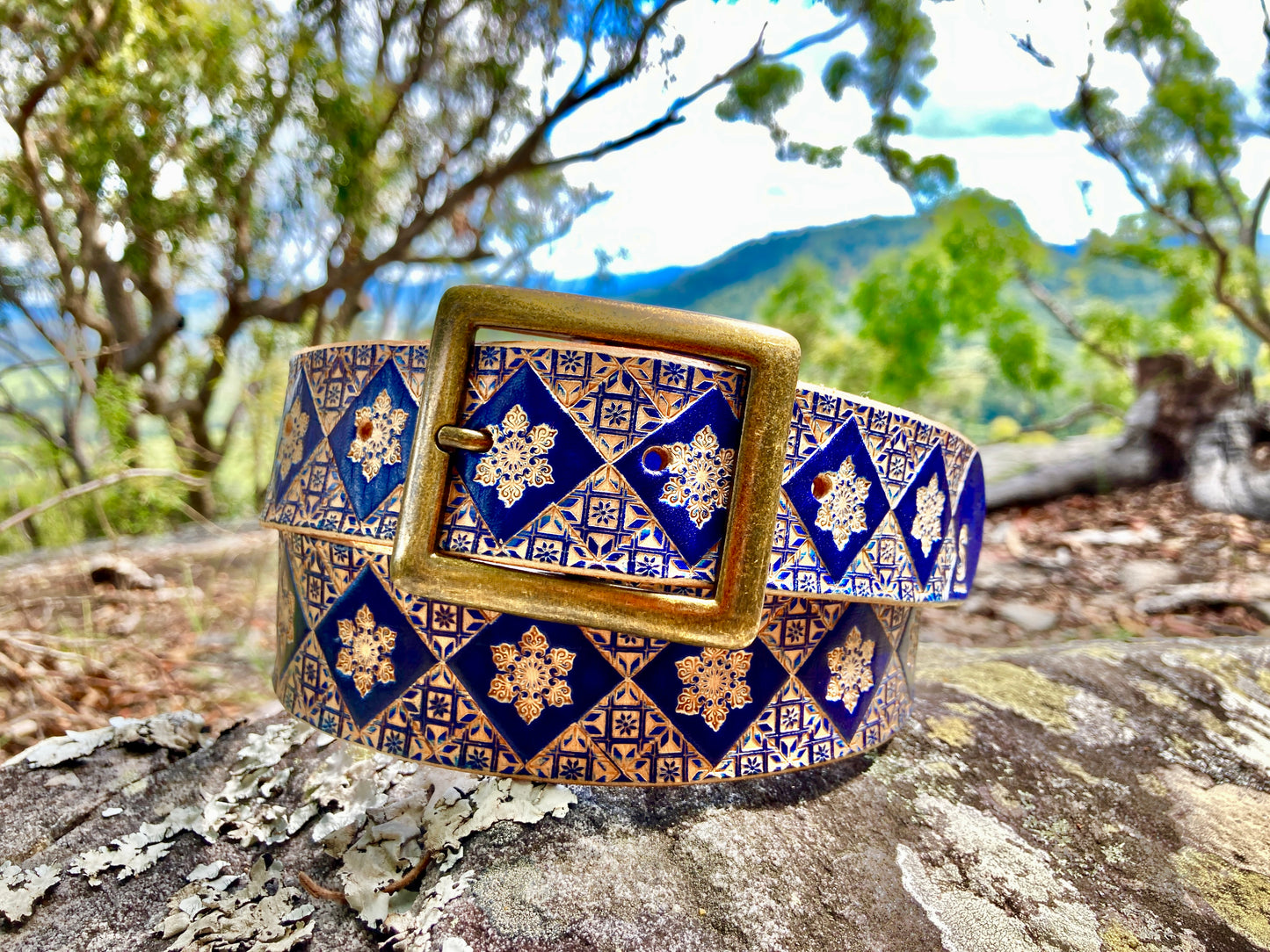 Wild explorer's custom leather belt - Blue ice